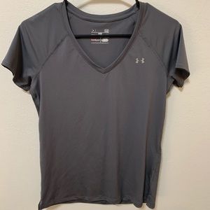 Under Armour T-shirt